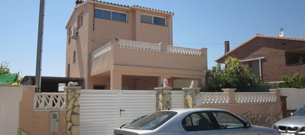 Villa With 4 Bedrooms in Creixell, With Wonderful sea View, Private Pool, Furnished Terrace Near the Beach, 克雷谢尔 — 照片 1