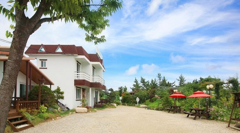 Freesia Pension, Yangyang — photo 1