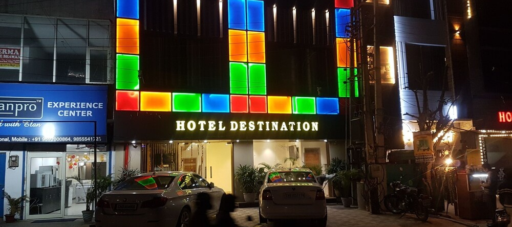 Hotel Destination, Чандигарх — фото 1