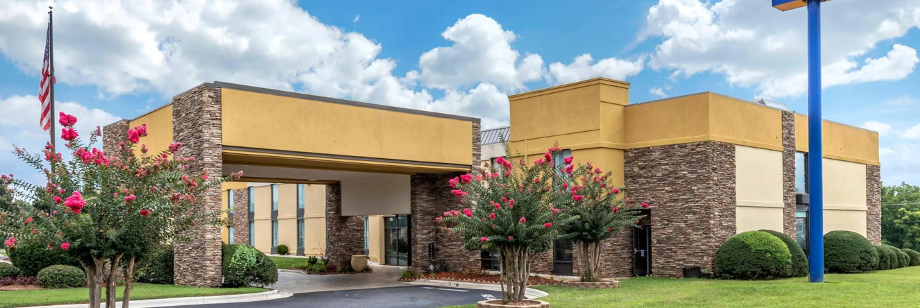 Comfort Inn Shelby, Шелби — 照片 1