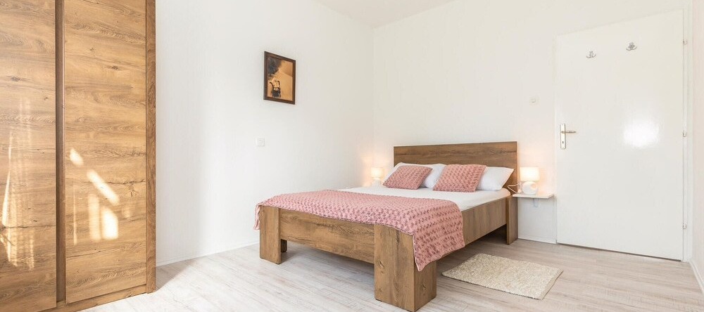 Awesome Apartment In Metkovic With Outdoor Swimming Pool, Wifi And 2 Bedrooms, Меткович — фото 1