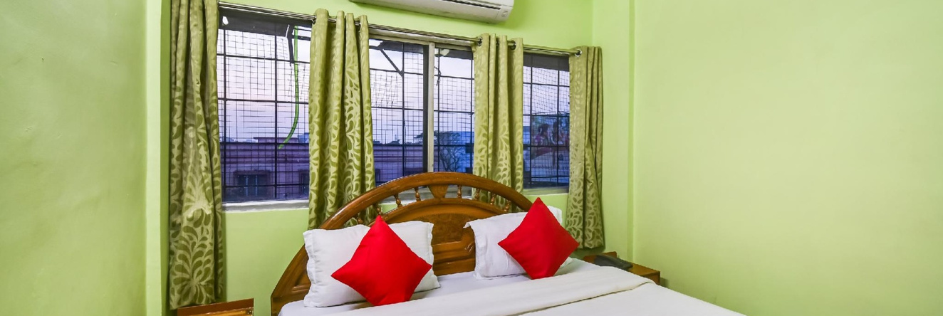 OYO 60968 Hotel Ashirwad, 赖加尔 — 照片 1
