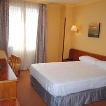 Hotel Gernika, 格尔尼卡卢莫 — 照片 3