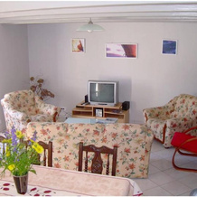 House With 3 Bedrooms in Vic-fezensac, With Wifi - 146 km From the Slo, 维克-费藏萨克 — 照片 2