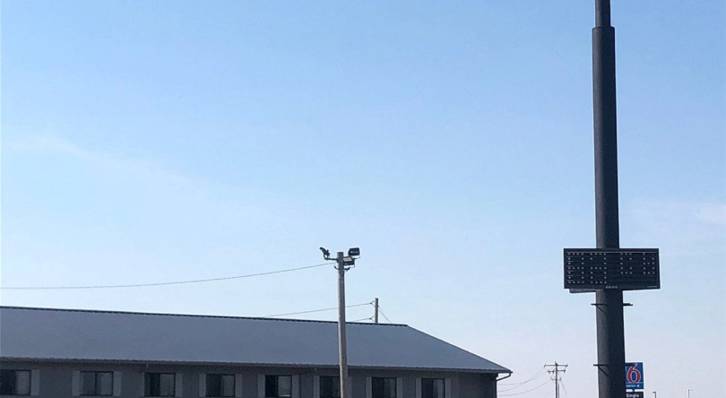 Days Inn & Suites by Wyndham Caseyville, Caseyville — photo 1