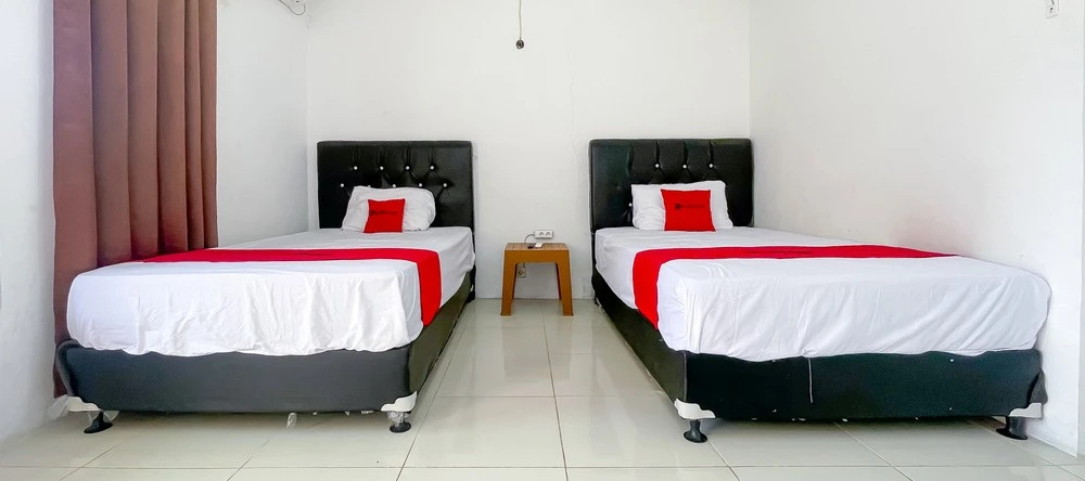 RedDoorz Plus @ Erbysa 4 Pantai Sayang Heulang Pamengpeuk Garut, Mancagahar — photo 1