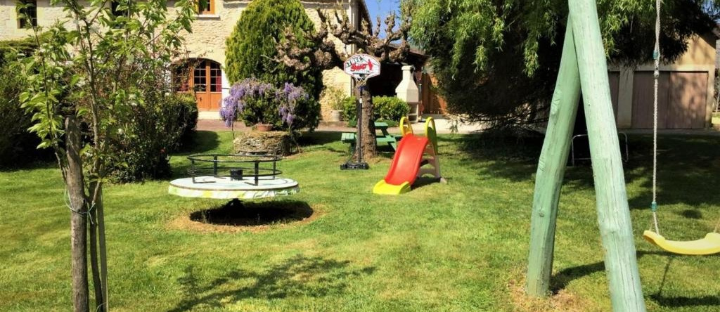 Gite Limeuil, 4 pièces, 6 personnes - FR-1-616-84, 利梅伊 — 照片 1