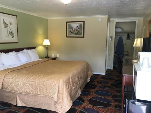 colony motel Jamestown, Jamestown West — photo 1