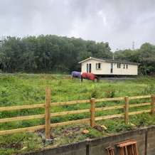Farm stay chalet-The Paddock, Llannon — photo 4
