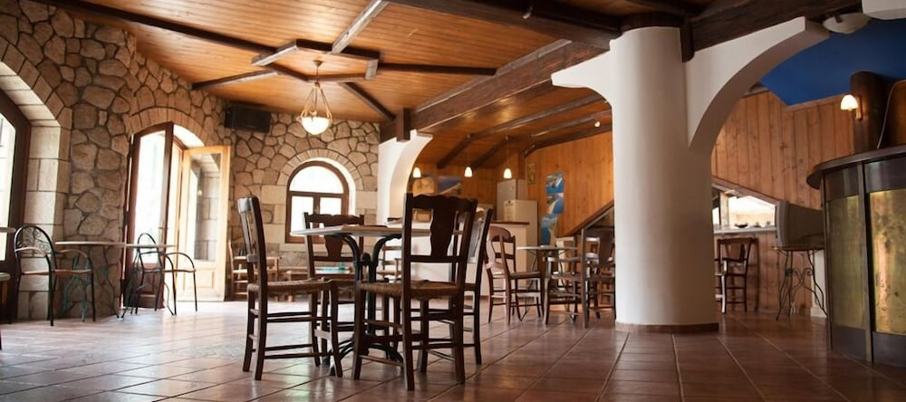 Averto, Agios Nikitas — photo 1