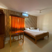 Hotel Bk San, Тируверумбур — фото 5