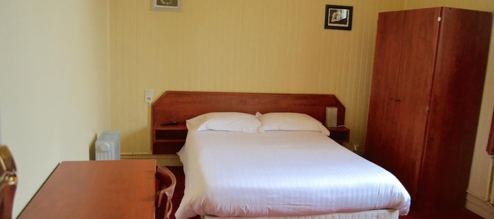 Grand Hôtel De La Gare, Evreux — photo 1