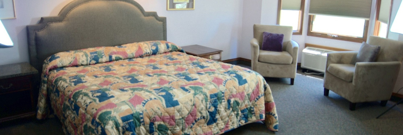 Hilltop Inn & Suites, Broomfield — photo 1