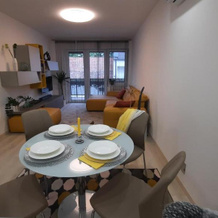 DISZTINGVÁLT Apartman, Debrecen — photo 2