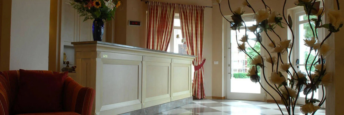 Hotel Bellavista, 圣泽诺迪蒙塔尼亚 — 照片 1