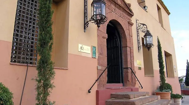 Hotel Convento Santa Clara, 阿尔卡萨尔德圣胡安 — 照片 1