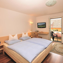 Hotel Pension Heidi, 多贝尔 — 照片 3