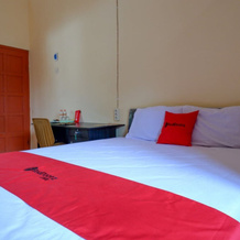 RedDoorz Syariah near Alun Alun Purwokerto, 万由马士 — 照片 5
