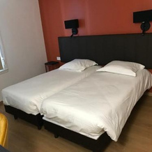 3B Hôtel de Bordeaux, 昂巴雷斯和拉格拉夫 — 照片 2