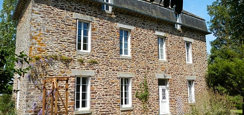 Le Presbytère de Saint Malon, 圣马隆叙尔梅尔 — 照片 1