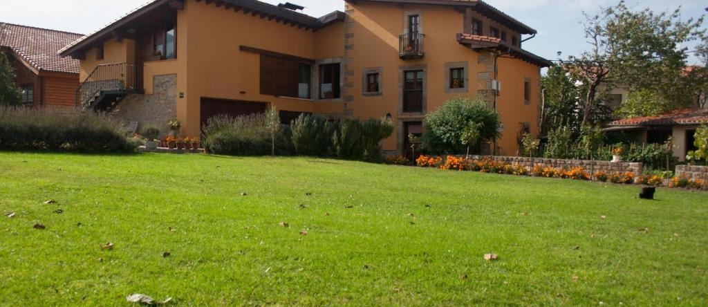 Apartamentos Rurales La Casa Vieja De Silió, Molledo — photo 1