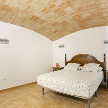 Rustic Holiday Home in Catalonia With Swimming Pool, 利尔斯 — 照片 3