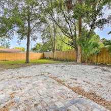 Historic Tarpon Springs Abode ~ 3 Mi to Beach, Tarpon Springs — photo 2
