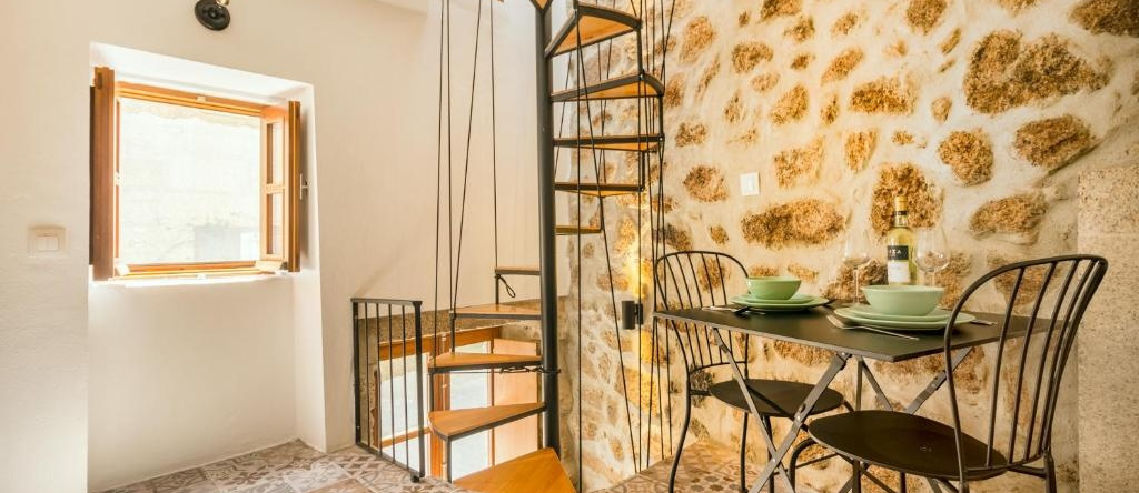 Casa da Pedra - Monsanto, Monsanto — photo 1