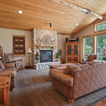 5 Vine Maple 6 Bedroom Home by Redawning, Sunriver — photo 2