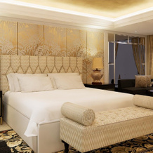 The Trans Luxury Hotel Surabaya, Surabaya — photo 4