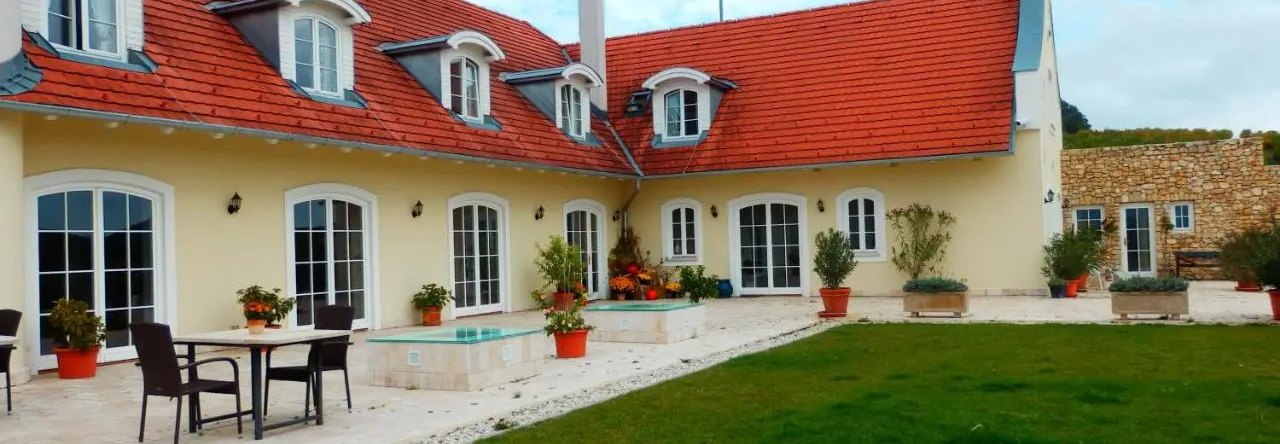 Liszkay Vineyard Estate, Sumeg — photo 1