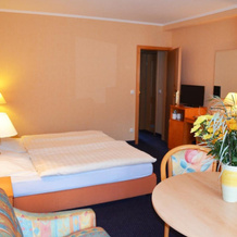 Waldhotel Humboldt Fewo1, Боденвердер — фото 3
