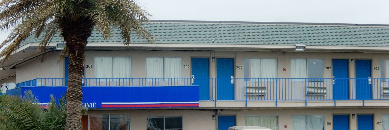 Motel 6 Clute, Tx, Клат — фото 1