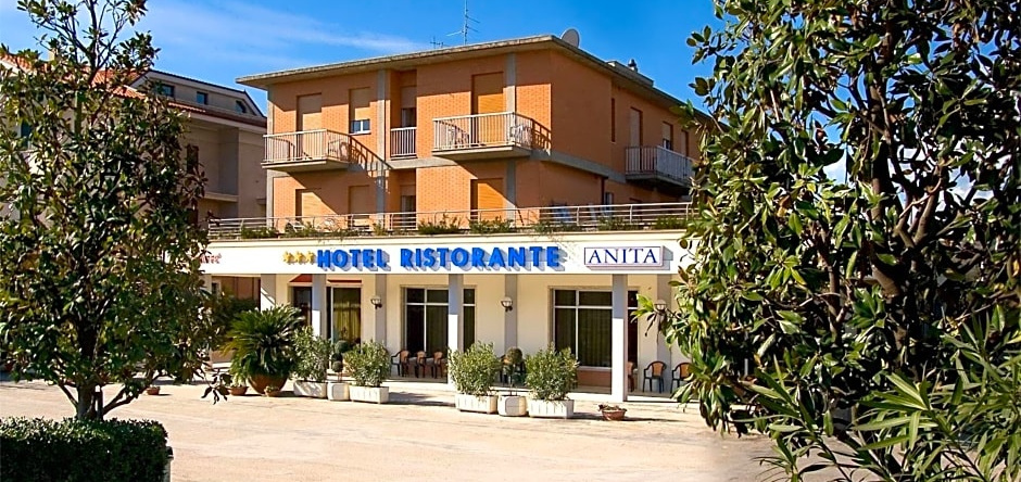 Hotel Anita, Купра-Мариттима — фото 1
