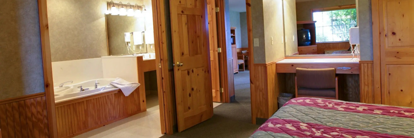Poulsbo Inn & Suites, Poulsbo — photo 1