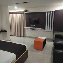 Hotel Narmada Grand, 塔德帕莱 — 照片 3