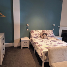 Room-Comfortable Spacious Double Ensuite, Cranleigh — фото 4