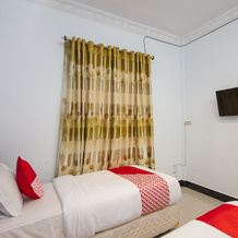 OYO 1520 Hotel Kartini, Tarutung — photo 3