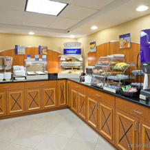 Holiday Inn Express Hotel & Suites West Long Branch By Ihg, Уэст-Лонг-Бранч — фото 3