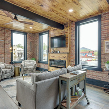 Luxurious Downtown Murphy Vacation Rental Loft!, Мерфи — фото 5