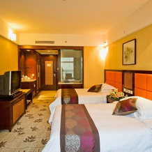 Huasheng Hot Spring Hotel, Leshan — photo 3