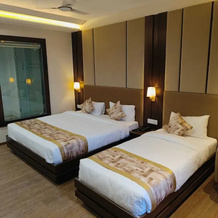 Hotel Raghukul Grand, 阿扎姆加尔 — 照片 3