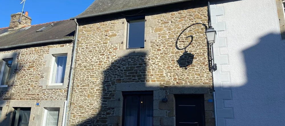 Charming House Near Mont Saint-michel, 曼-罗什 — 照片 1