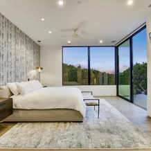 The Above Accolade Estate, West Lake Hills — photo 3
