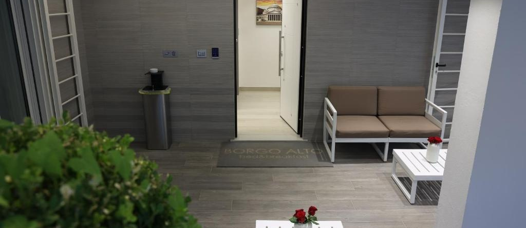 Borgo Alto, 博斯科特雷卡塞 — 照片 1