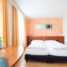 Hotel Gasthaus zur Linde, 施泰因豪森 — 照片 5