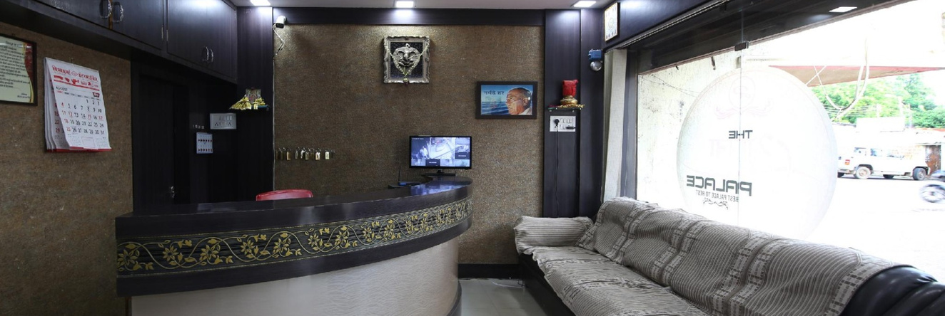 OYO 48533 Hotel Aarna Palace, Murwara — photo 1