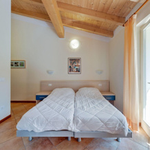 Apartment on Lake Idro With Pool, 伊德罗 — 照片 3