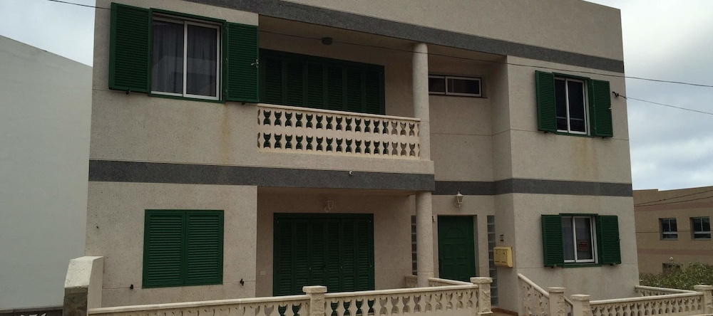 Vivienda Vacacional "La Sanjora", 巴尔韦德 — 照片 1