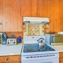 Walk to Amagansett Beach: Cottage w/ Deck!, 阿马甘西特 — 照片 3